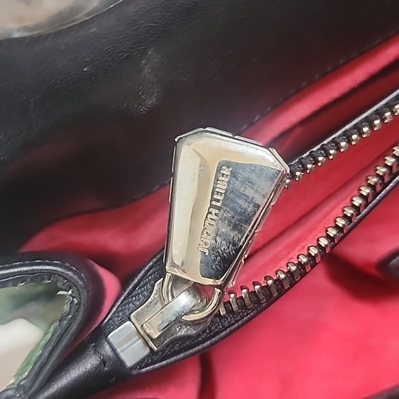 Judith Leiber Green and Black purse Genuine Python - Picture 7 of 15